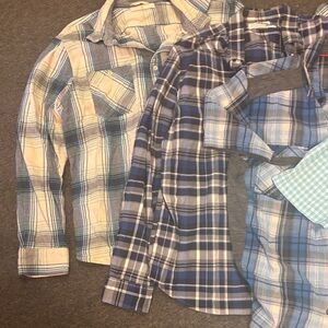 4 piece bundle men’s button shirts